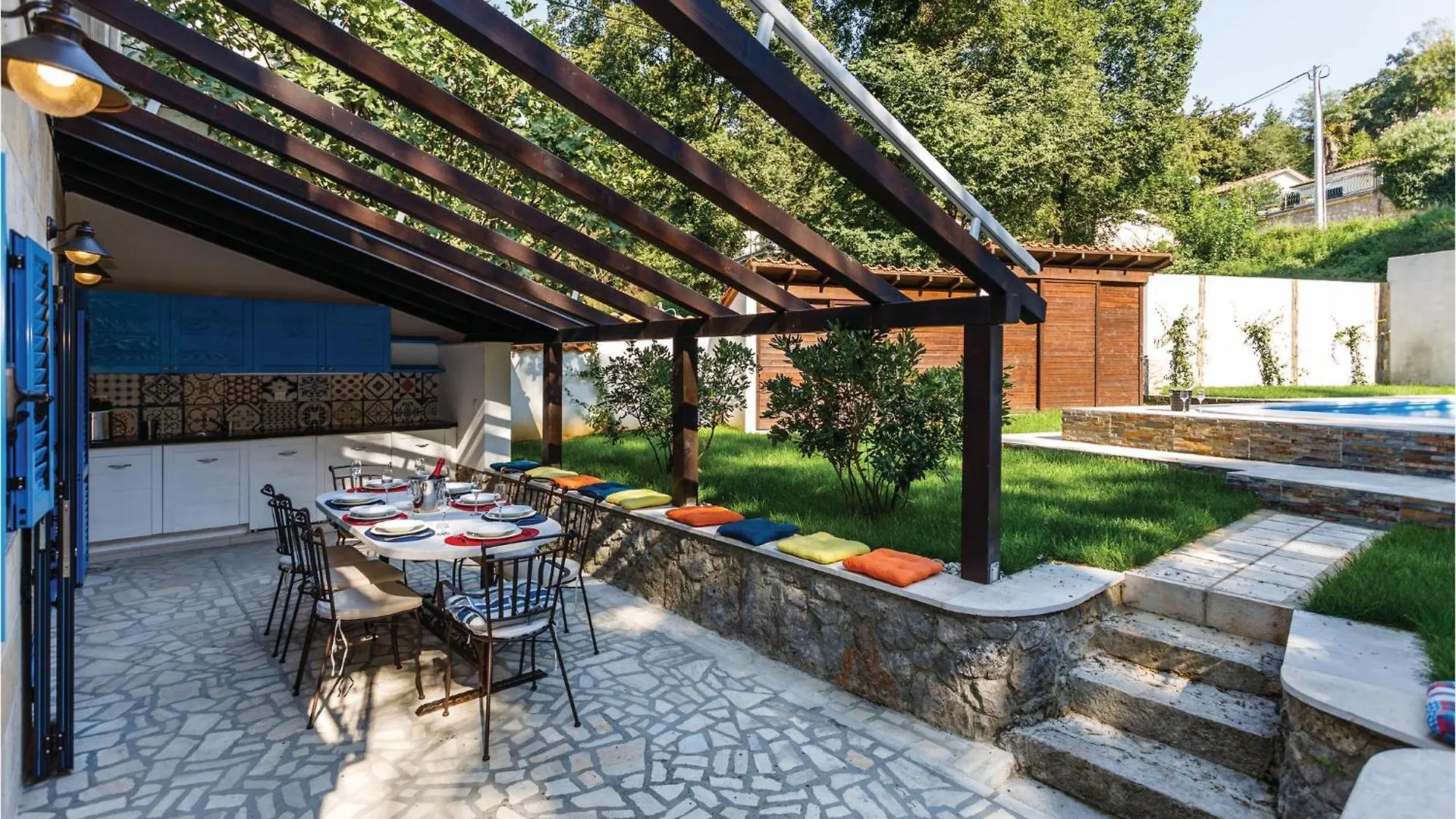 4 Bedroom Beautiful Home In Omišalj 0*,